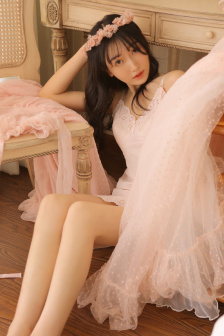 皇上撞着太子妃完毕